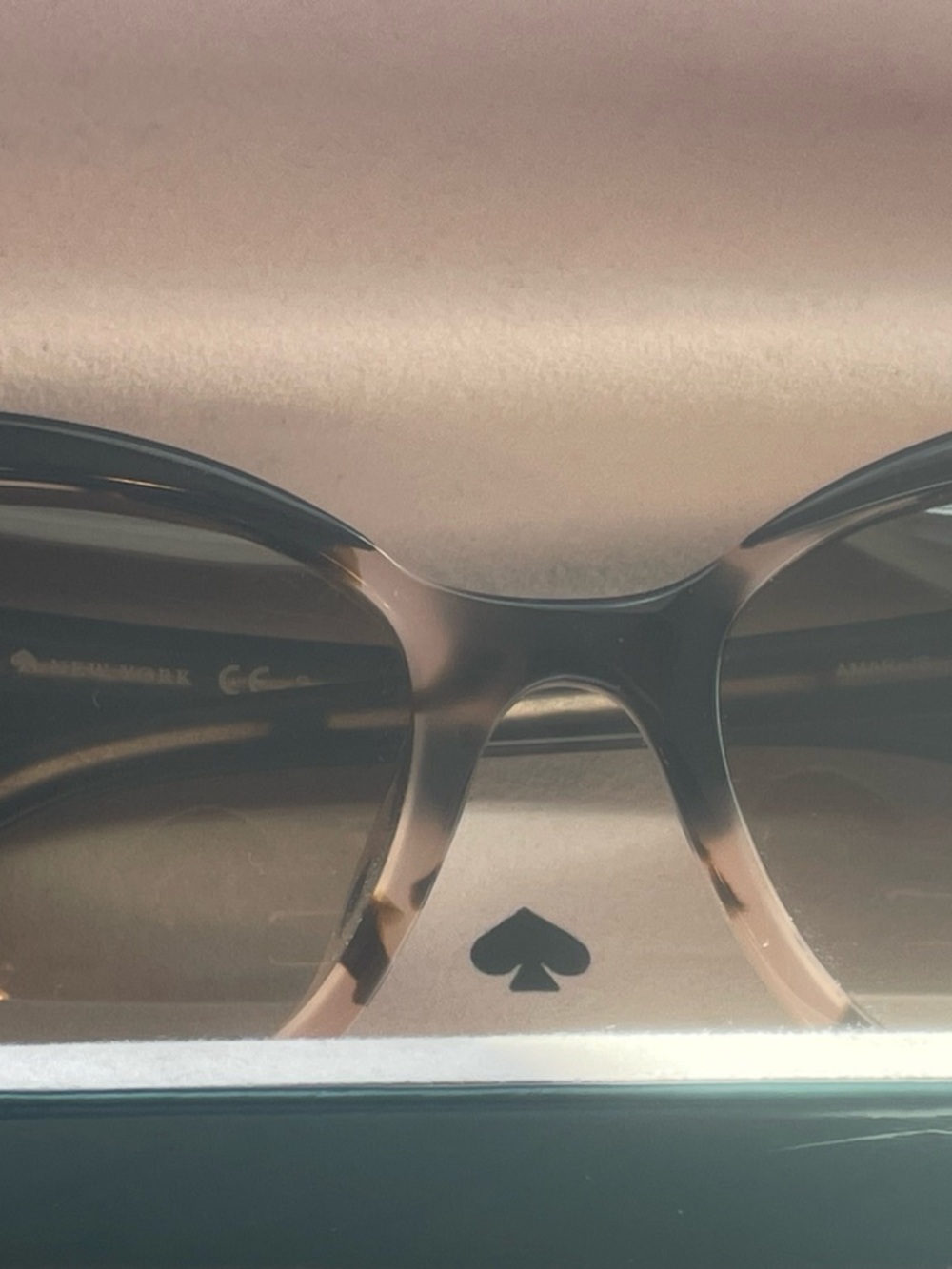 kate spade Tortoiseshell Sunglasses with Pink Case - Picture 14 of 14
